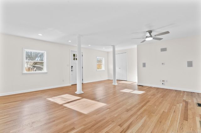 4 Bellview Road, Branford, CT 06405