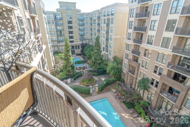 718 W Trade Street 605, Charlotte, NC 28202