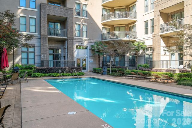 718 W Trade Street 605, Charlotte, NC 28202