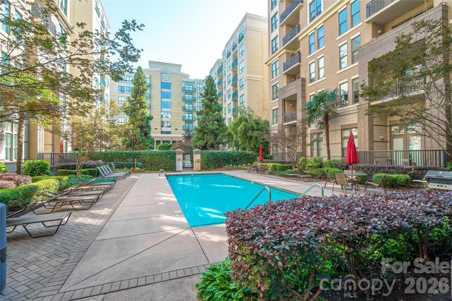 718 W Trade Street 605, Charlotte, NC 28202