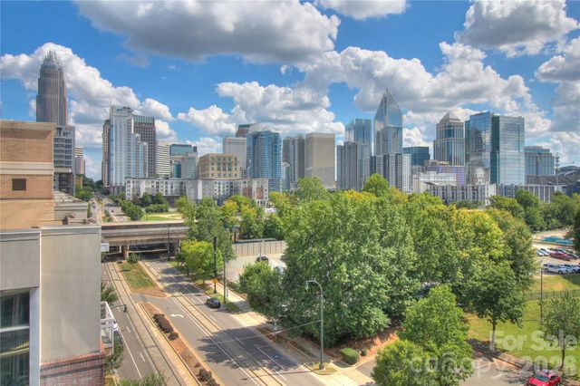 718 W Trade Street 605, Charlotte, NC 28202