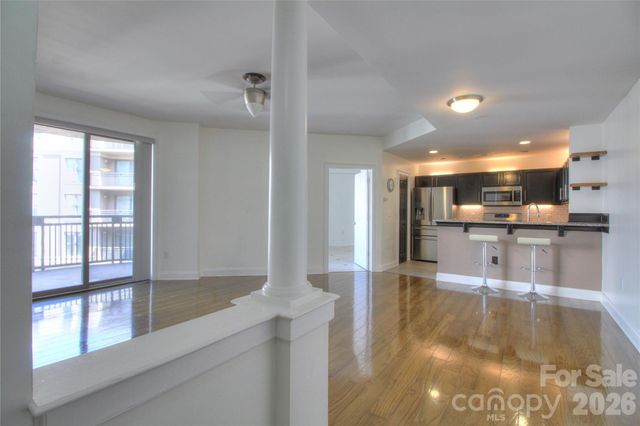 718 W Trade Street 605, Charlotte, NC 28202