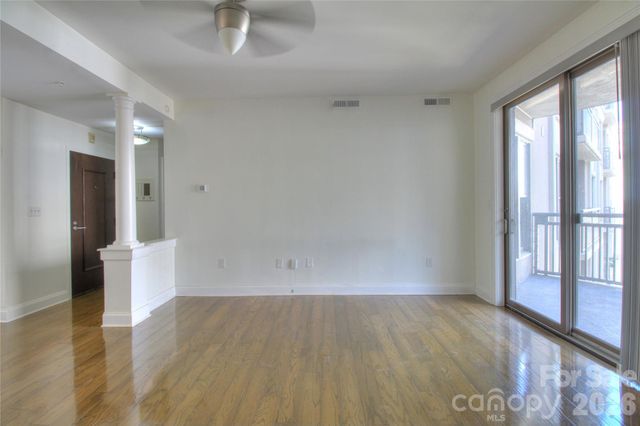 718 W Trade Street 605, Charlotte, NC 28202