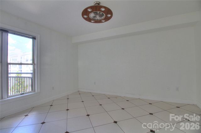718 W Trade Street 605, Charlotte, NC 28202