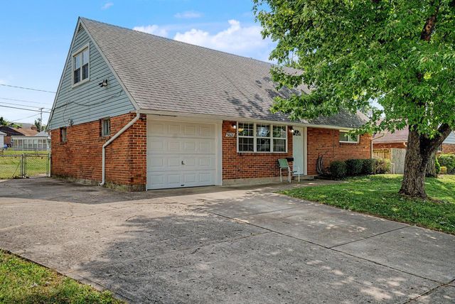 5608 Storck Drive, Dayton, OH 45424