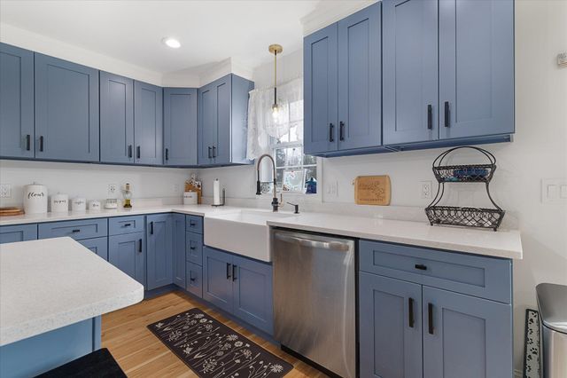 119 Warwick Road, Winchester, NH 03470