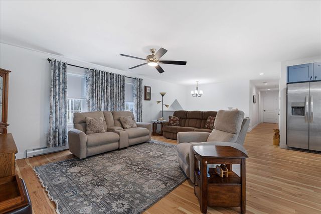 119 Warwick Road, Winchester, NH 03470