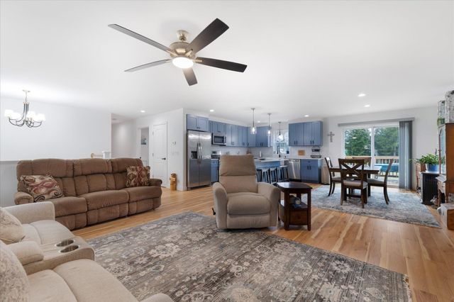 119 Warwick Road, Winchester, NH 03470