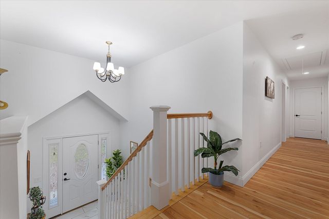 119 Warwick Road, Winchester, NH 03470