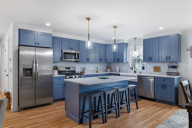 119 Warwick Road, Winchester, NH 03470