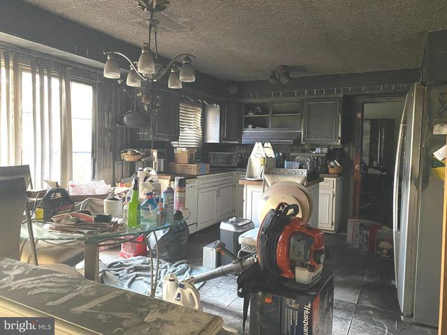 21 JOANNE RD, Southampton, PA 18966