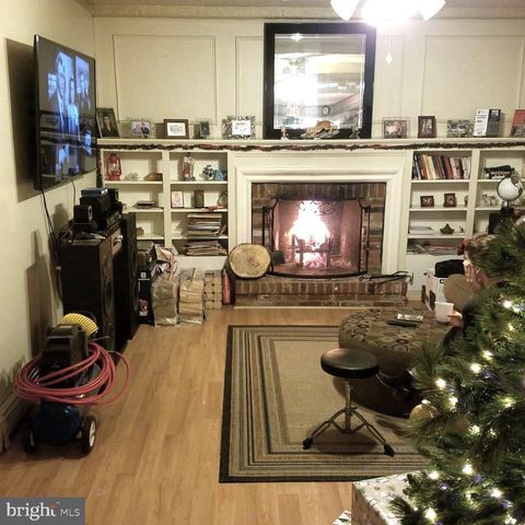 21 JOANNE RD, Southampton, PA 18966