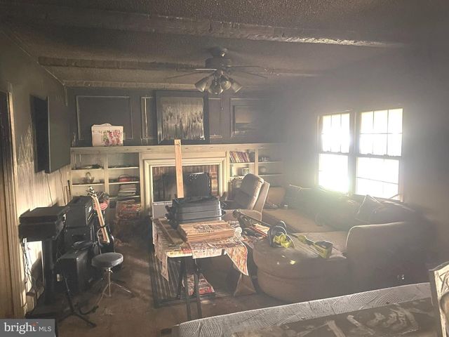 21 JOANNE RD, Southampton, PA 18966