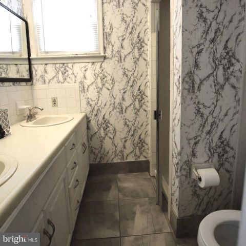 21 JOANNE RD, Southampton, PA 18966