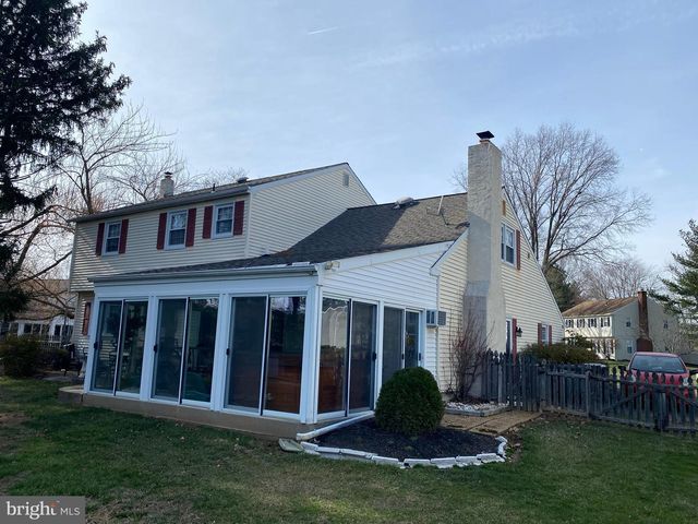 21 JOANNE RD, Southampton, PA 18966