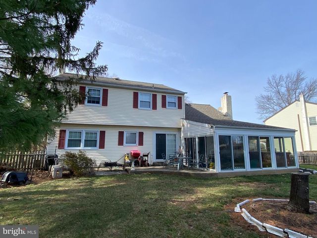 21 JOANNE RD, Southampton, PA 18966
