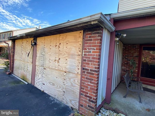 21 JOANNE RD, Southampton, PA 18966