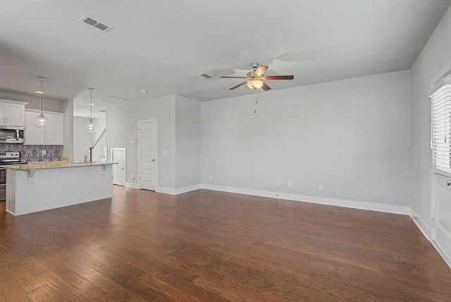 766 Cottage Park Dr, Nashville, TN 37207