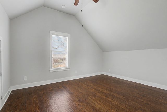 766 Cottage Park Dr, Nashville, TN 37207