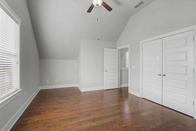 766 Cottage Park Dr, Nashville, TN 37207