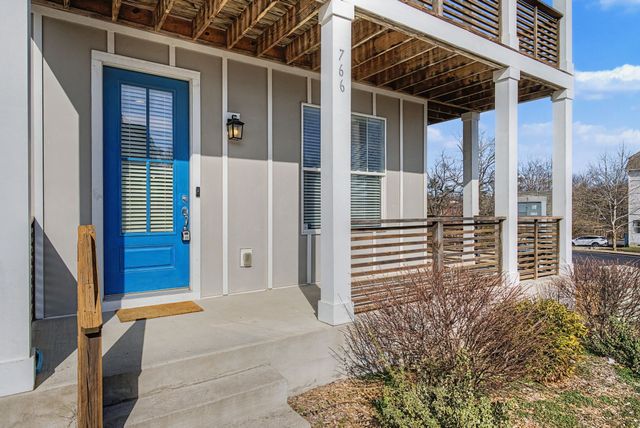 766 Cottage Park Dr, Nashville, TN 37207