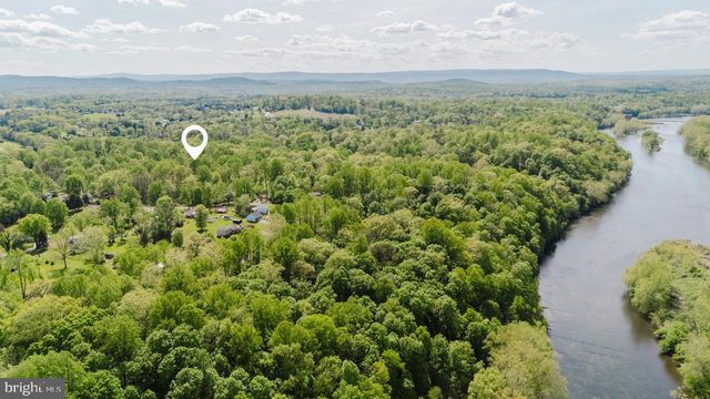 119 CANAL ROAD, Falling Waters, WV 25419
