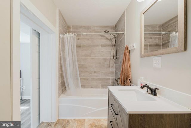 119 CANAL ROAD, Falling Waters, WV 25419
