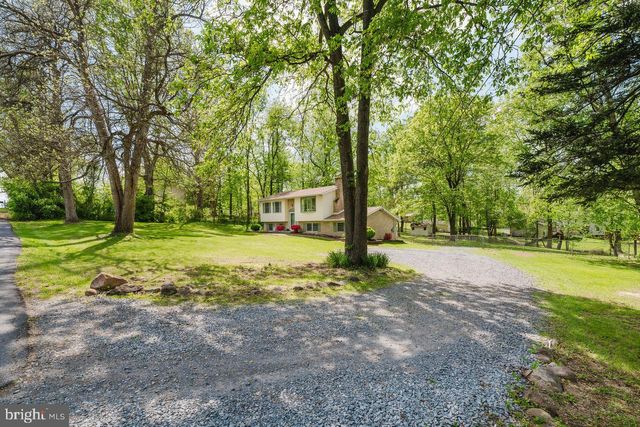 119 CANAL ROAD, Falling Waters, WV 25419