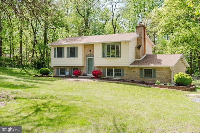 119 CANAL ROAD, Falling Waters, WV 25419