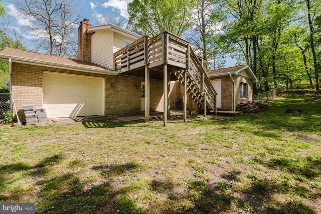 119 CANAL ROAD, Falling Waters, WV 25419