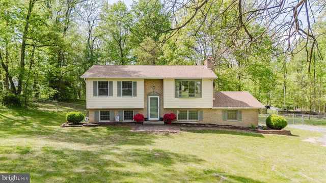 119 CANAL ROAD, Falling Waters, WV 25419