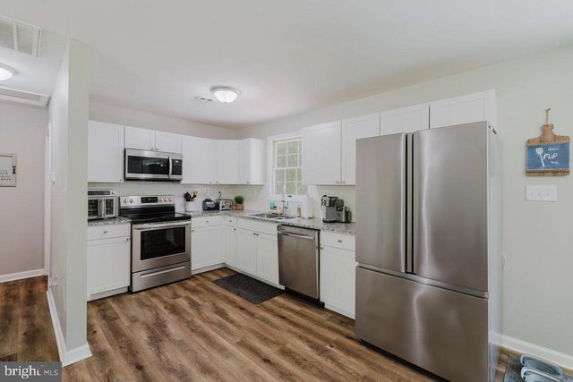 119 CANAL ROAD, Falling Waters, WV 25419