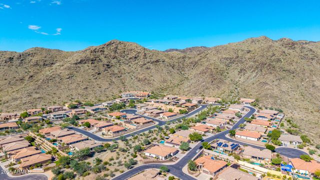 16030 S 27TH Drive, Phoenix, AZ 85045