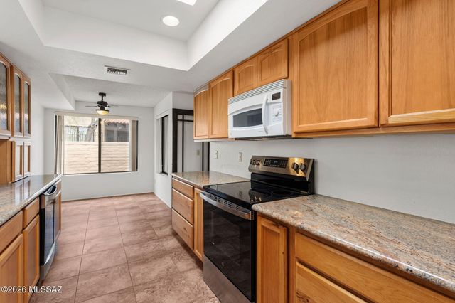 5110 N Placita Del Lazo, Tucson, AZ 85750