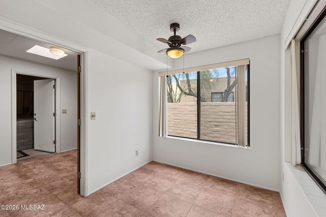 5110 N Placita Del Lazo, Tucson, AZ 85750