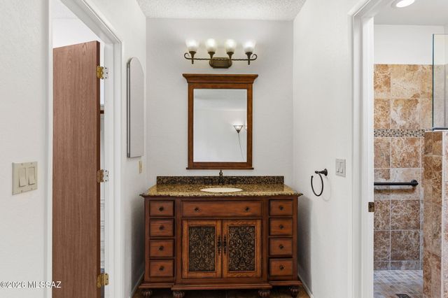5110 N Placita Del Lazo, Tucson, AZ 85750