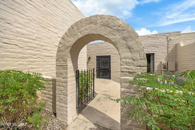 5110 N Placita Del Lazo, Tucson, AZ 85750