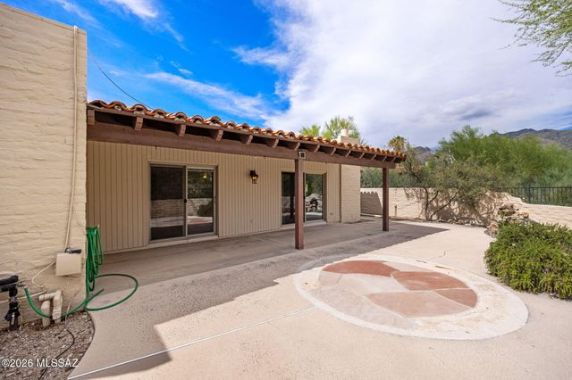 5110 N Placita Del Lazo, Tucson, AZ 85750