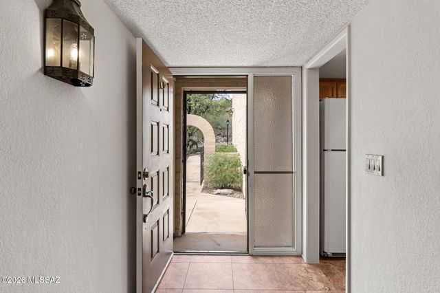 5110 N Placita Del Lazo, Tucson, AZ 85750