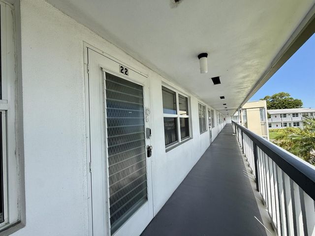 22 Somerset A 22, West Palm Beach, FL 33417