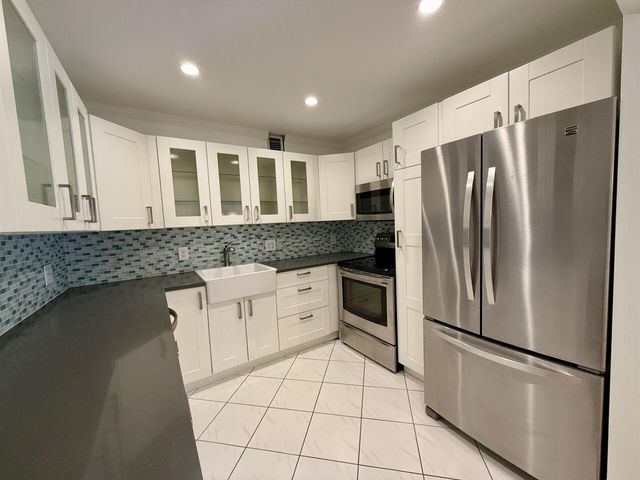 22 Somerset A 22, West Palm Beach, FL 33417