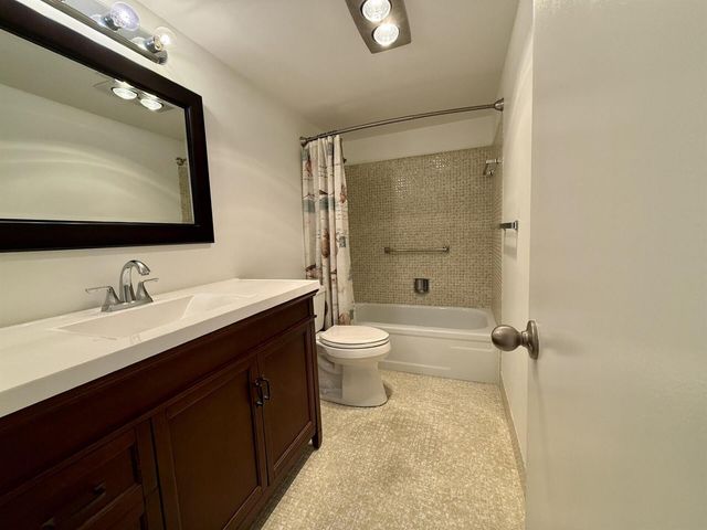 22 Somerset A 22, West Palm Beach, FL 33417