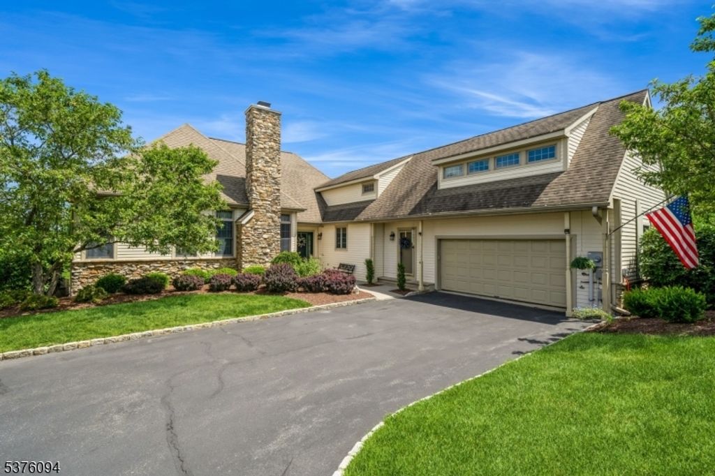4 Troon Dr, Fredon Twp., NJ 07860