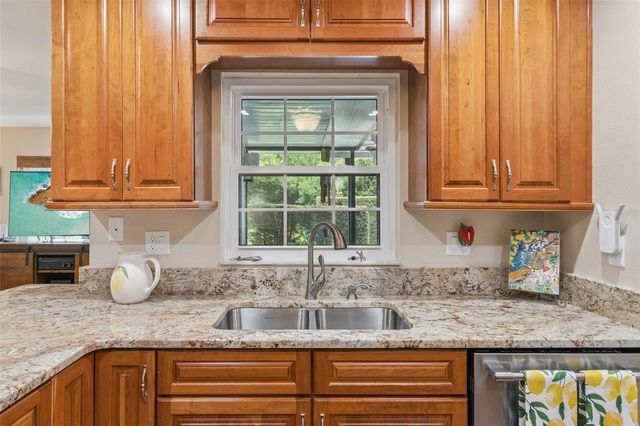 864 REDWOOD WAY, Lake Wales, FL 33898