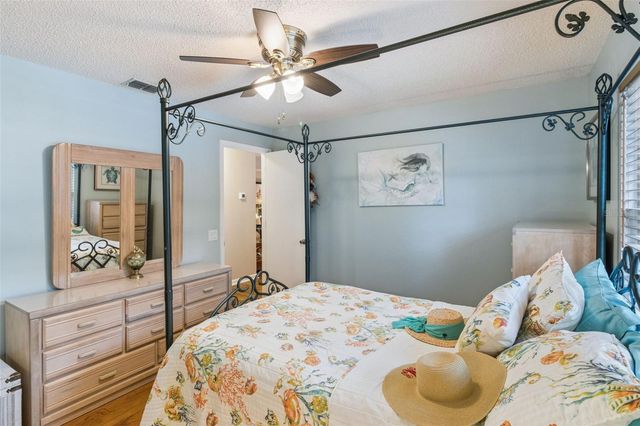 864 REDWOOD WAY, Lake Wales, FL 33898