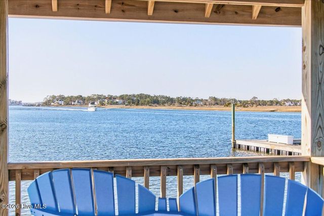 102 Lucas Cove, Oak Island, NC 28465