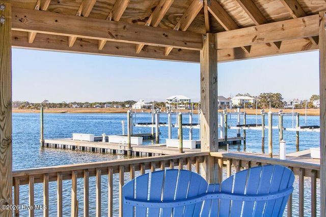102 Lucas Cove, Oak Island, NC 28465