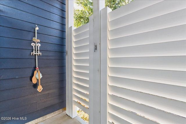 102 Lucas Cove, Oak Island, NC 28465