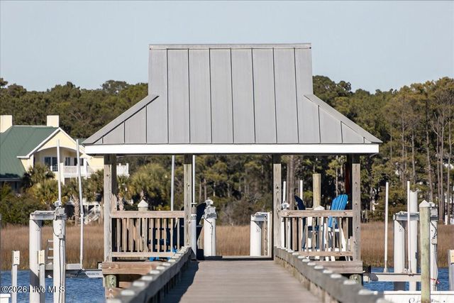 102 Lucas Cove, Oak Island, NC 28465