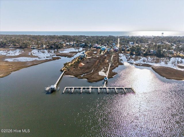 102 Lucas Cove, Oak Island, NC 28465